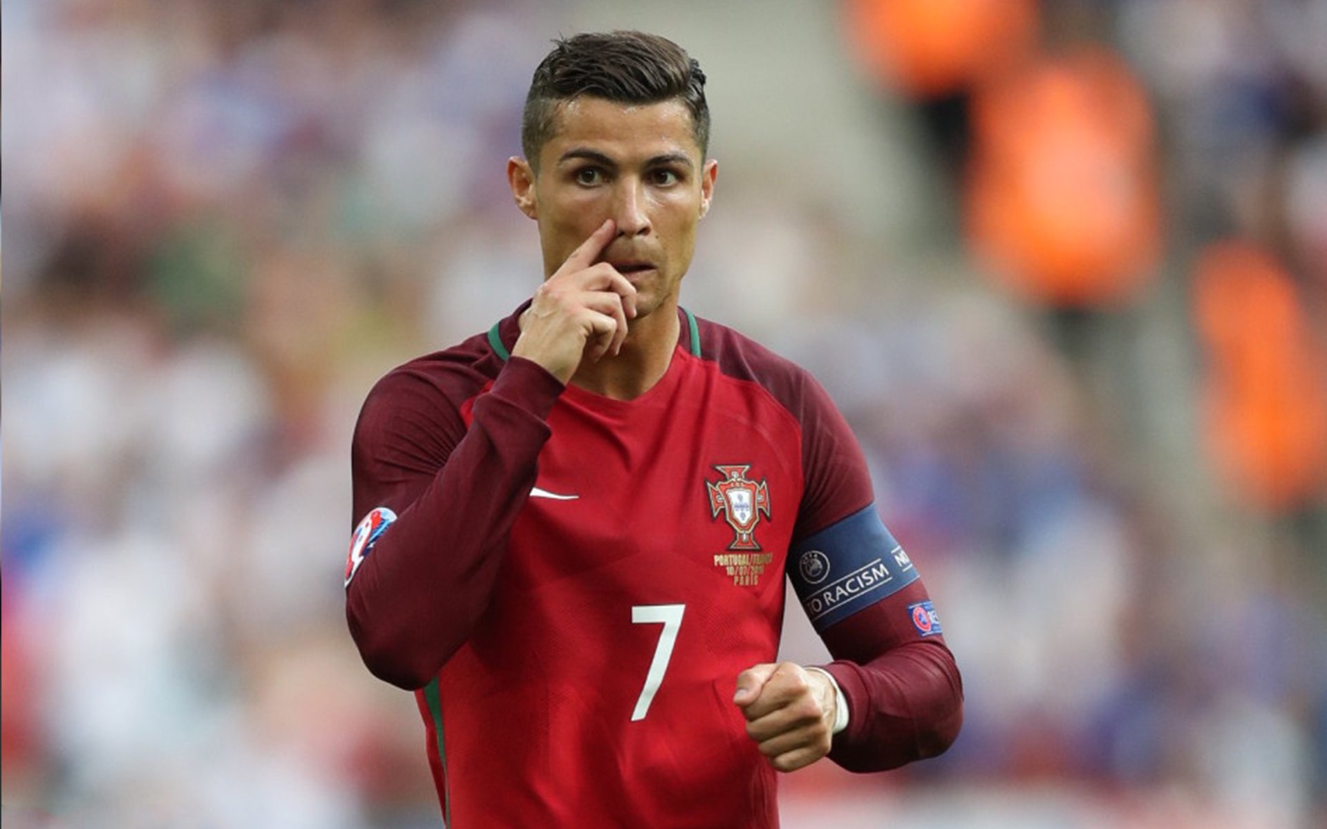 星空体育app-乌拉圭队门将穆斯莱拉在巴黎奥运会上展现出高水平的扑救能力，乌拉圭何塞穆希卡